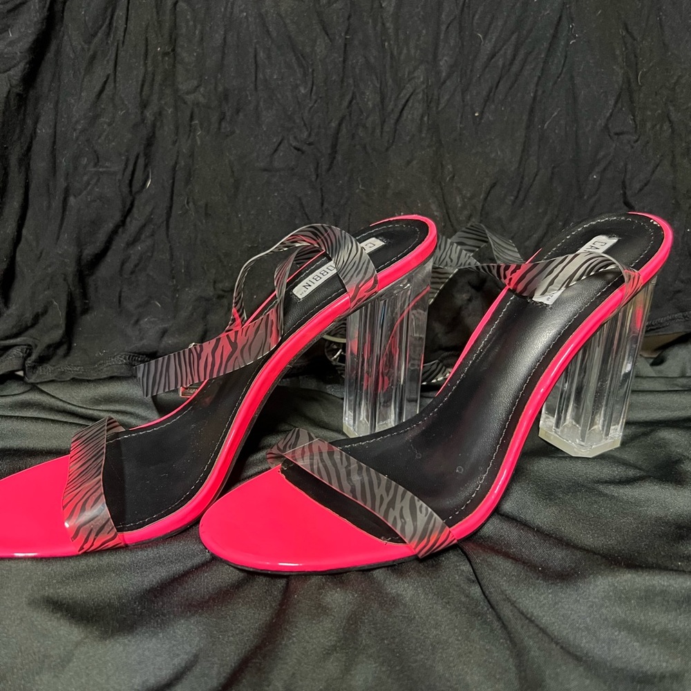 Cape Robbin hot pink and zebra heels size 10